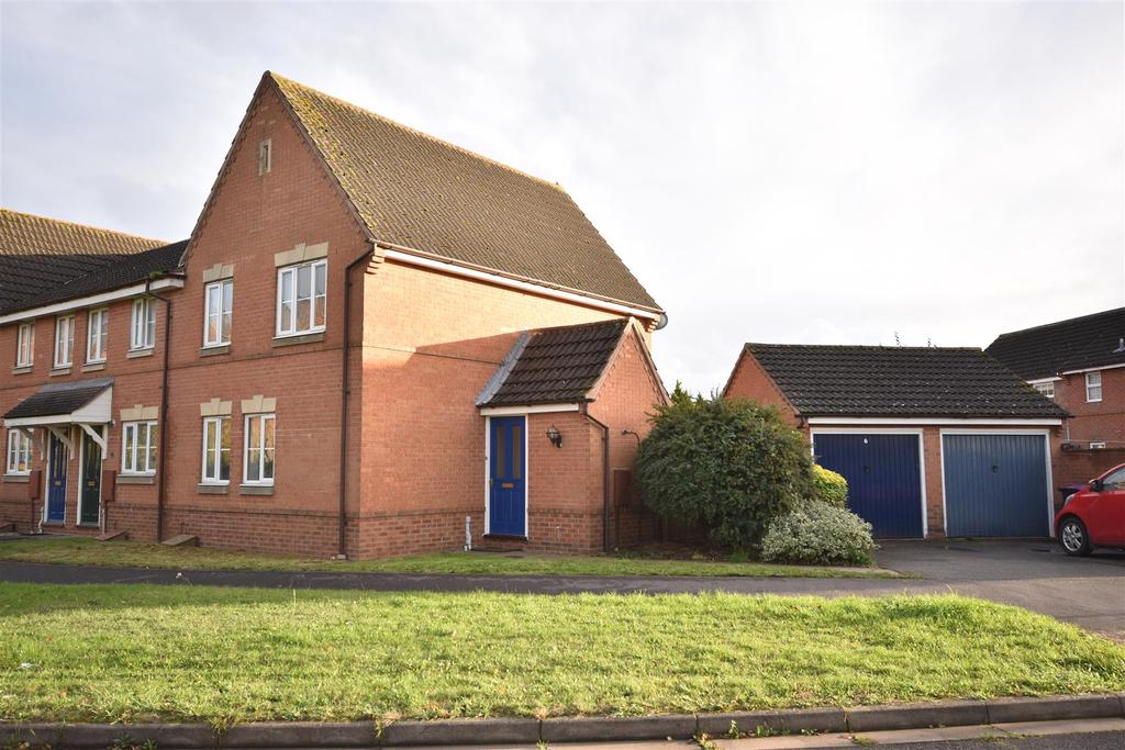 Keepers Way, Sleaford 3 bed semidetached house £195,000