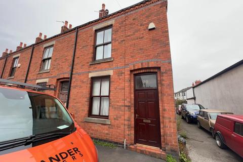 2 bedroom end of terrace house for sale - Brideoake Street, Leigh