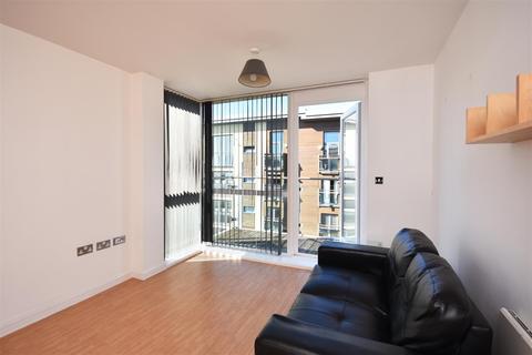 1 bedroom flat for sale - Flat 8 Marina Villas, Trawler Road, Swansea