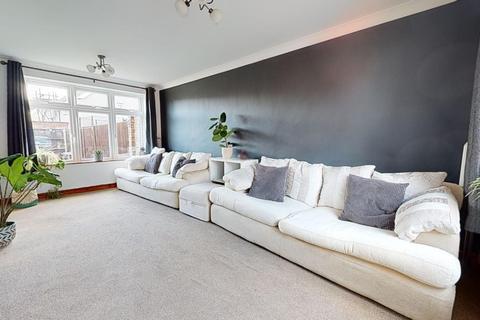31 Codrington Gardens, Gravesend, DA12 5DB