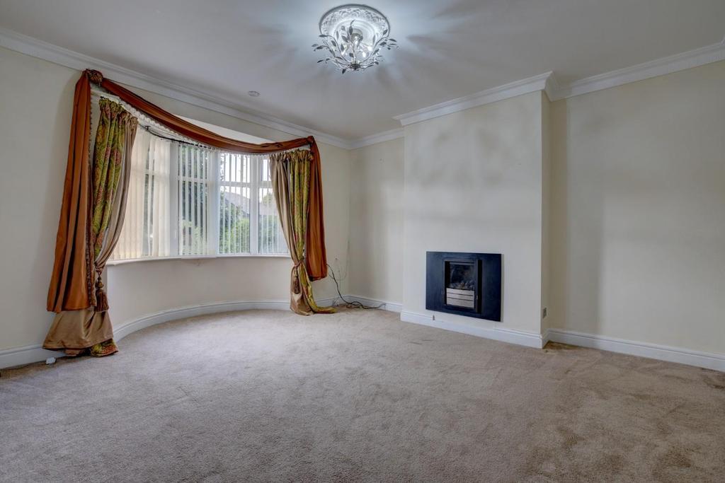 Brier Crescent, Nelson 2 bed terraced house £750 pcm (£173 pw)
