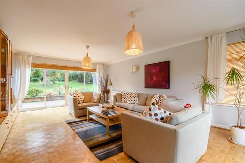 Threeways Pear Tree Lane, Shorne, Gravesend, DA12 3JZ