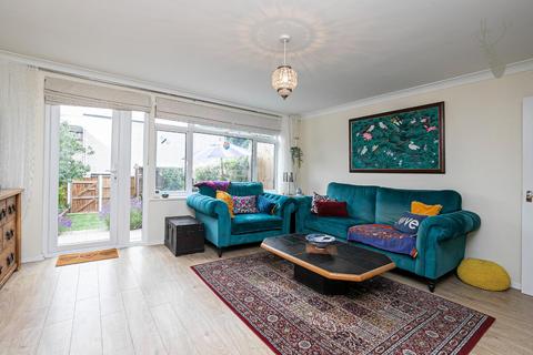 3 bedroom house for sale, Longcroft Rise, Loughton