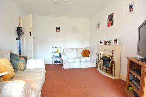 2 bedroom detached bungalow for sale - Marlborough Road, Ashford