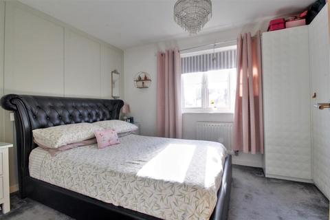 30 Acorn Way, Hardwicke, Gloucester, GL2 4AY