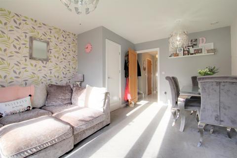 30 Acorn Way, Hardwicke, Gloucester, GL2 4AY