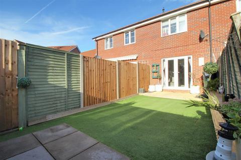 30 Acorn Way, Hardwicke, Gloucester, GL2 4AY