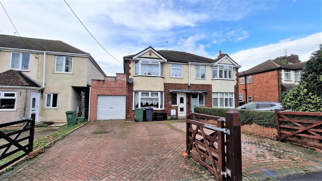 Langley Road, Chippenham 3 bed semidetached house for sale £365,000