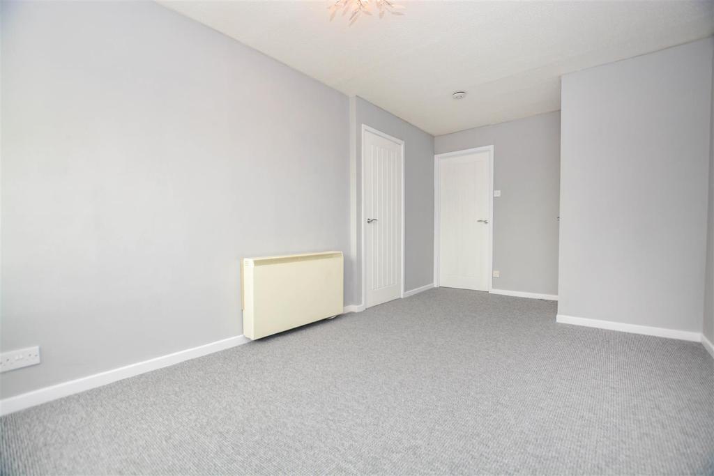 Lambourne Rise, Scunthorpe 1 bed property £435 pcm (£100 pw)