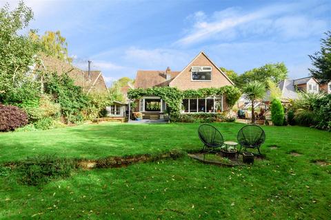 Jonifers Farnham Road, Sheet, Petersfield, GU32 2AP