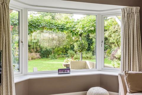 Jonifers Farnham Road, Sheet, Petersfield, GU32 2AP