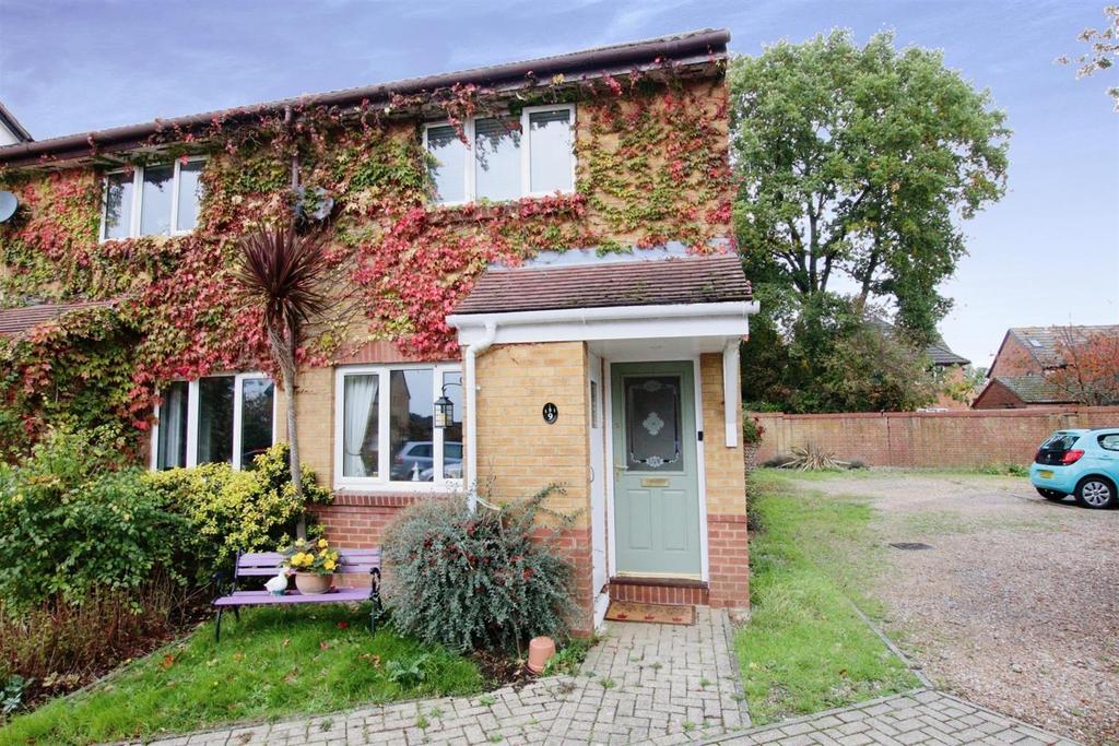 Elder Close Locks Heath Southampton 2 Bed End Of Terrace House £290 000