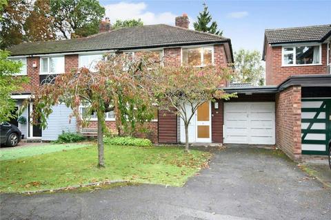 3 bedroom semi-detached house to rent, Forest Drive, Timperley