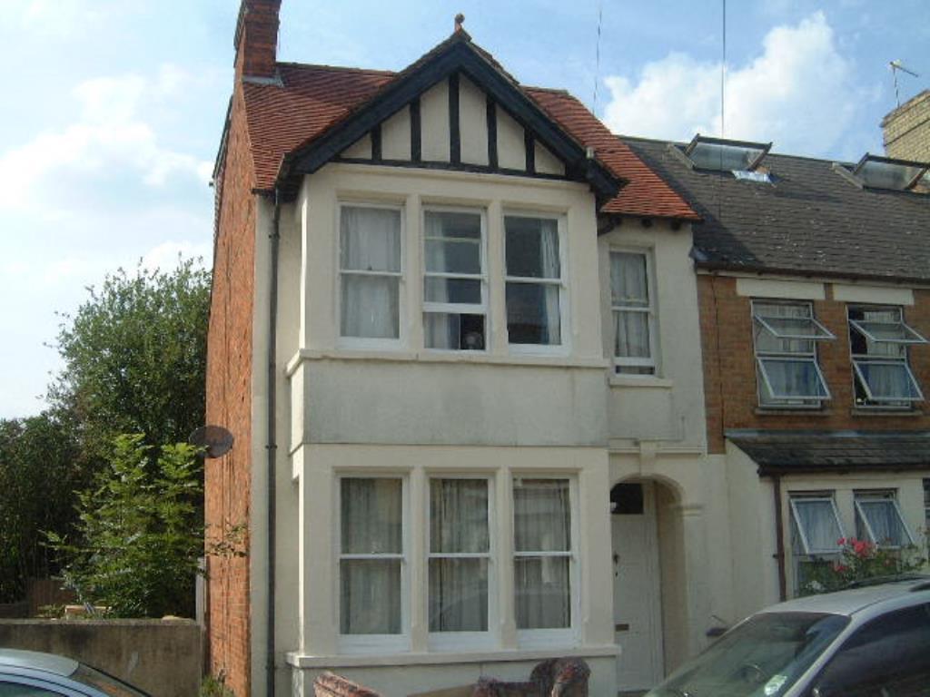 Bartlemas Road, Oxford, Cowley, Oxfordshire, OX4 6 bed end of terrace