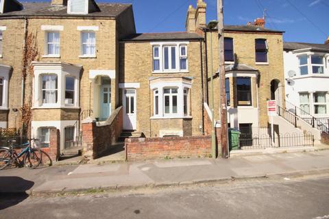 6 bedroom terraced house to rent, Bullingdon Road, Oxford, Cowley, Oxfordshire, OX4