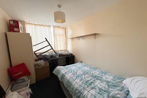 undefined, Horwood Close, Oxford, OX3