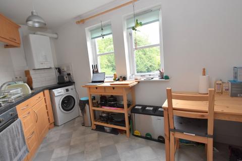 2 bedroom flat for sale - Tidcombe Walk, Tiverton, Devon, EX16