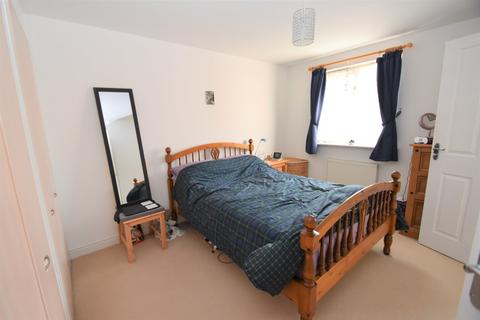 2 bedroom flat for sale - Tidcombe Walk, Tiverton, Devon, EX16