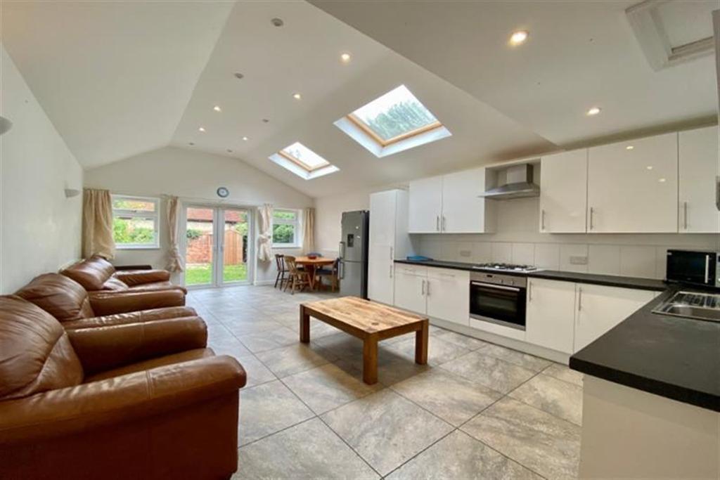 James Street, Cowley, Oxford, Oxford, OX4 7 bed end of terrace house