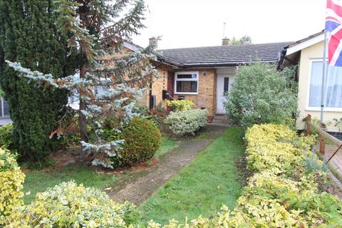 39 Broomfield, Benfleet, SS7 2SR