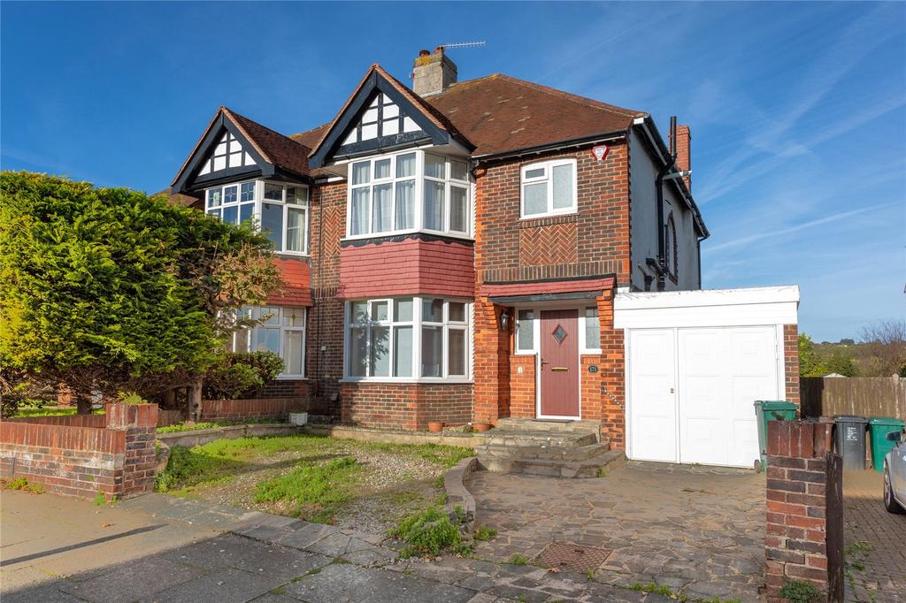 Nevill Road, Hove, East Sussex, BN3 3 bed semidetached house £2,300