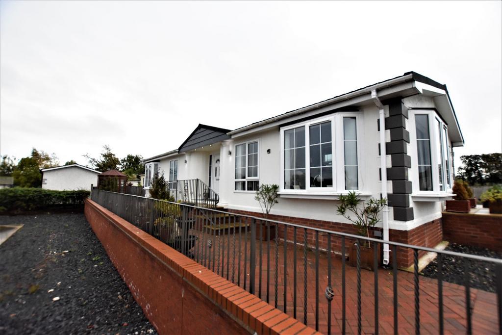 West End Residential Park, Kirkham, PR4 2 bed park home £149,950