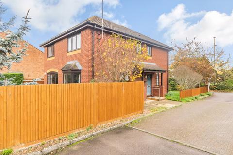 2 The Dumbletons, Maple Cross, Rickmansworth, WD3 9SD