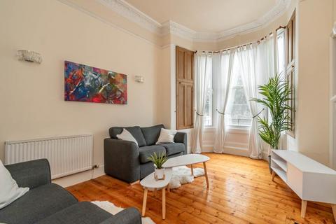 1 bedroom flat to rent, Bowhill Terrace, Edinburgh, EH3