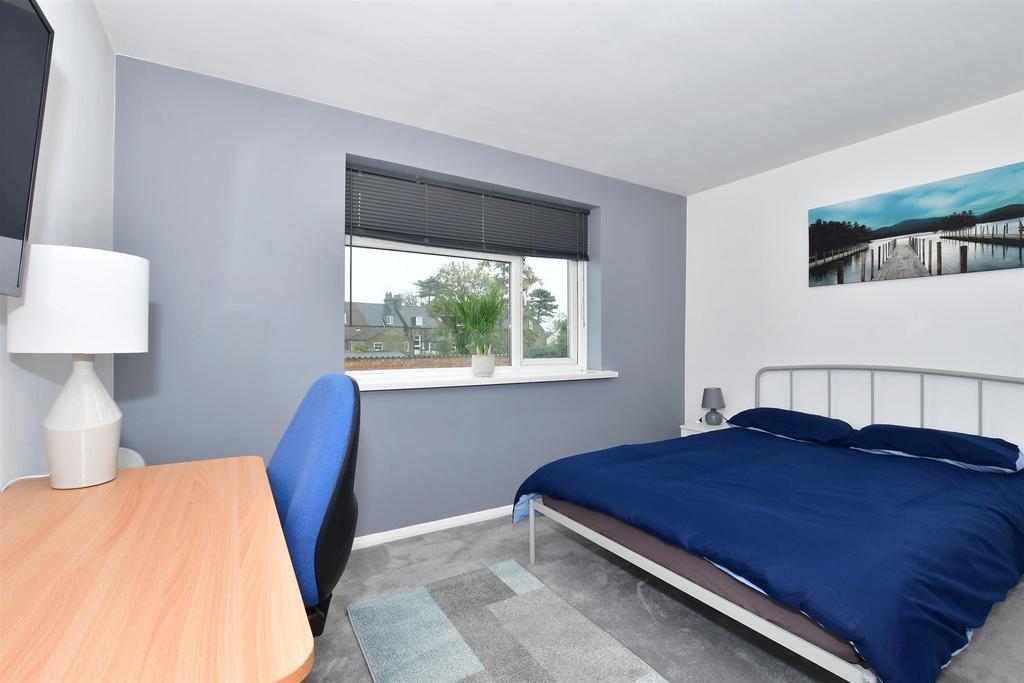 Crescent Road, Ramsgate, Kent 1 bed apartment - £160,000