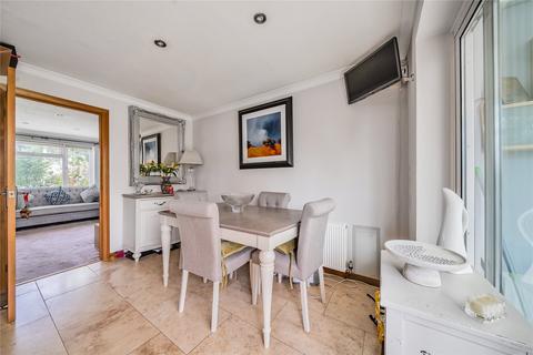 78 Linden Way, Ripley, Woking, GU23 6LP