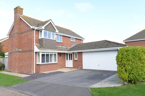 4 bedroom detached house for sale - Selwood Way, Barton on Sea, New Milton, BH25 7SY
