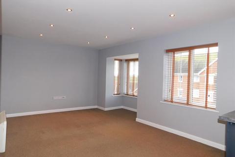 2 bedroom flat for sale - Bucknall House , Belton Park Road, Skegness, PE251GS