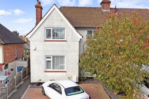 3 bedroom semi-detached house for sale - Ives Road, Tonbridge, Kent