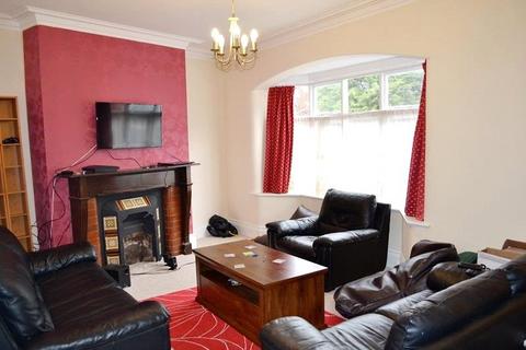 5 bedroom end of terrace house to rent, Thurlby Street, Manchester, Greater Manchester, M13