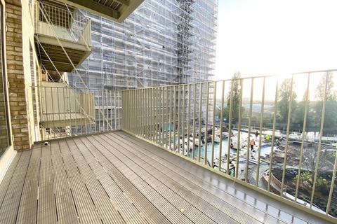 1 bedroom apartment to rent, Beresford Avenue, Wembley HA0