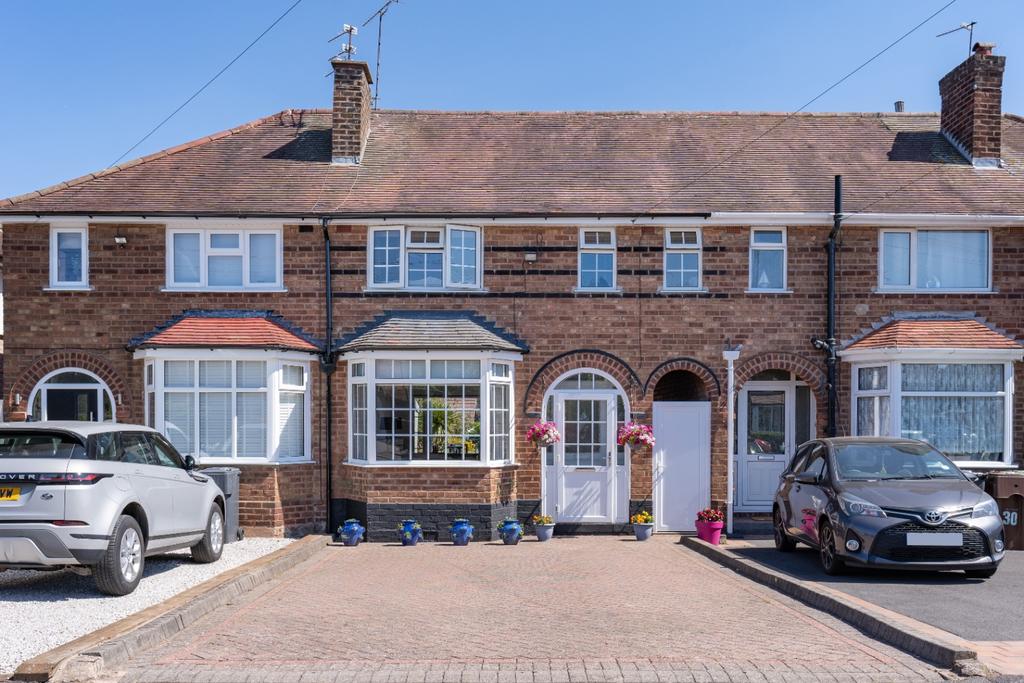 Parsonage Drive, Cofton Hackett, B45 8AR 3 bed terraced house for sale
