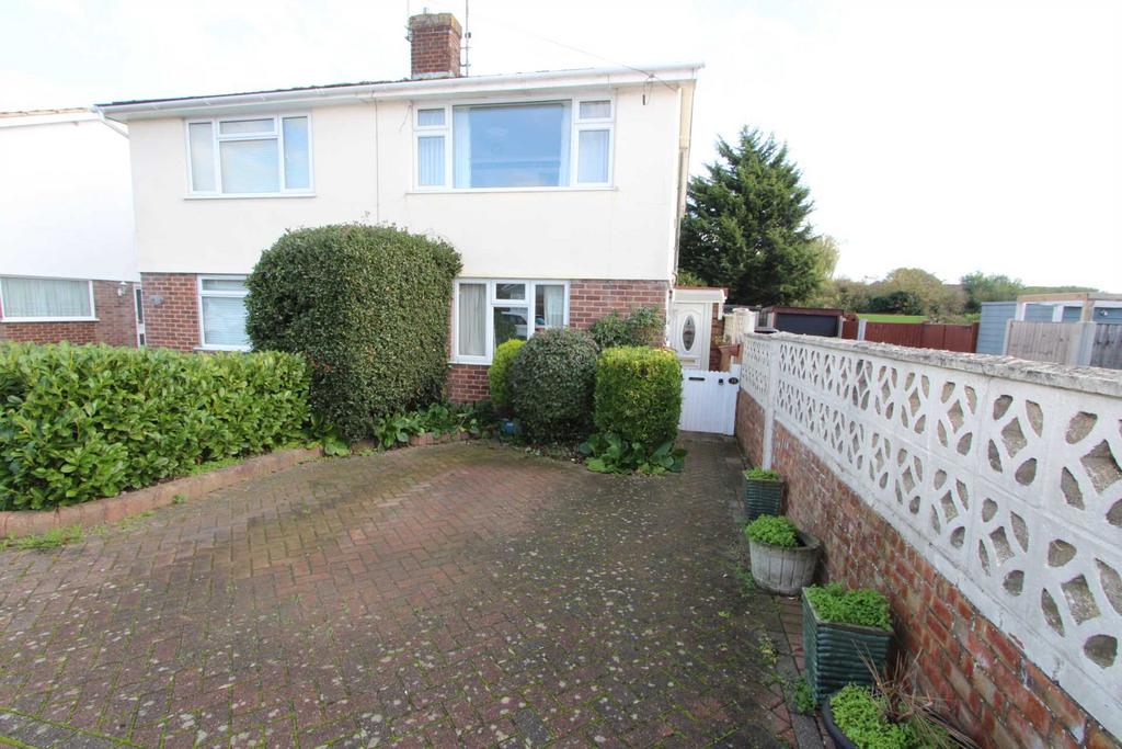 Reeds Way, Wickford 2 bed semidetached house £329,995
