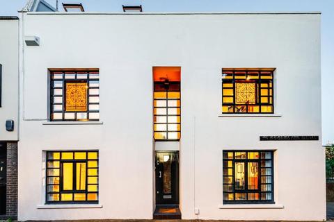 4 bedroom end of terrace house for sale - Rochester Mews, Camden, London, NW1