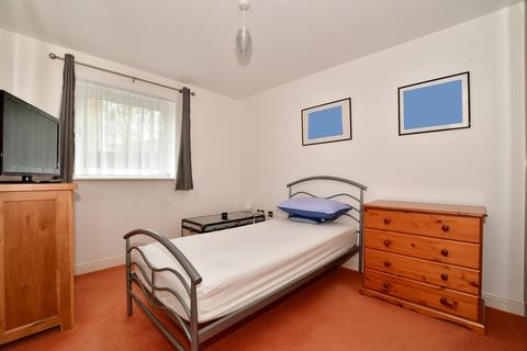 1 bedroom ground floor flat for sale - Trafalgar Gardens, Three Bridges, Crawley, West Sussex