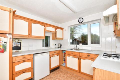 3 bedroom detached house for sale - Baron Close, Bearsted, Maidstone, Kent