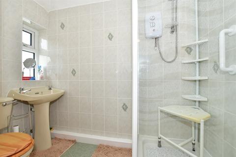 107 Cowdray Square, Deal, CT14 9EU