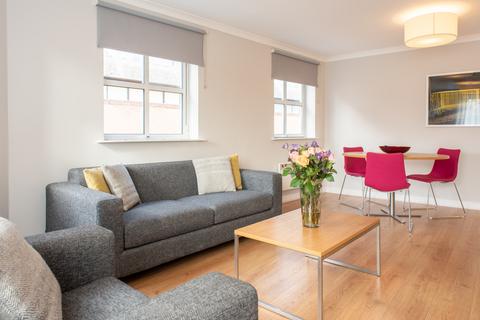 2 bedroom serviced apartment to rent - Premier Suite, Minster Court, Reading, Berkshire