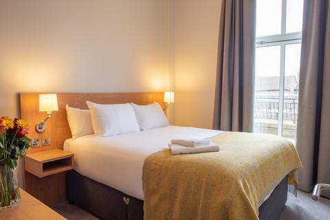 1 bedroom serviced apartment to rent - Premier Suites, Minster Court, Reading, Berkshire