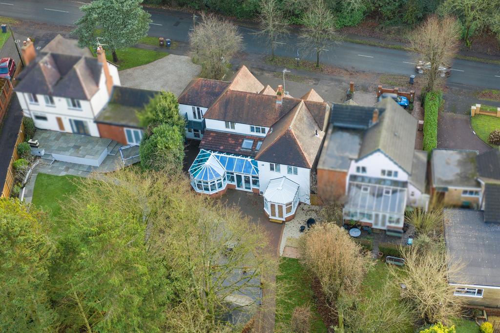 The Honeypot, Old Birmingham Road, Marlbrook, Bromsgrove, B60 1HQ 5 bed
