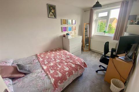 3 Avenue Close, Queniborough, Leicester, LE7 3DS