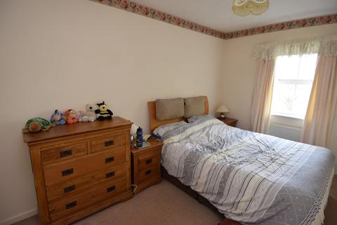 18 Harvard Way, Amesbury, Salisbury, SP4 7XE