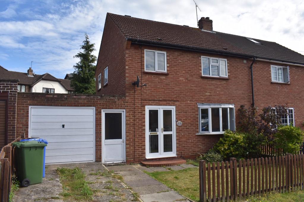 Bracken Bank Ascot Sl5 3 Bed Semi Detached House £1 600 Pcm £369 Pw