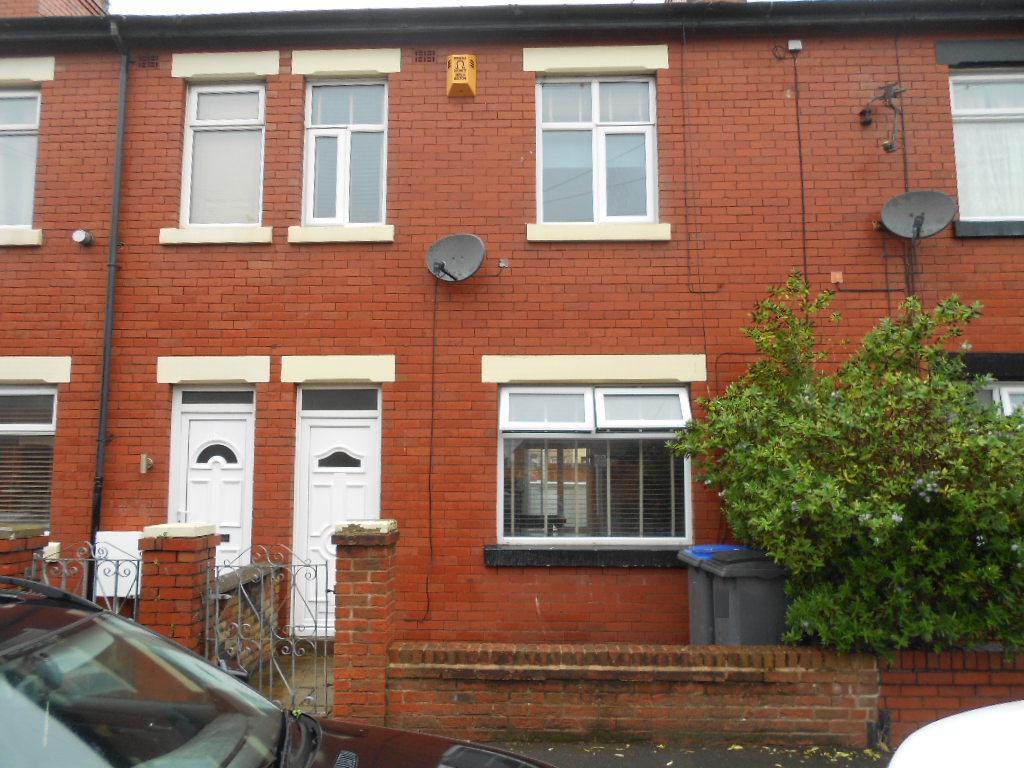 Kingsland Grove, Blackpool, FY1 5NN 3 bed terraced house for sale £