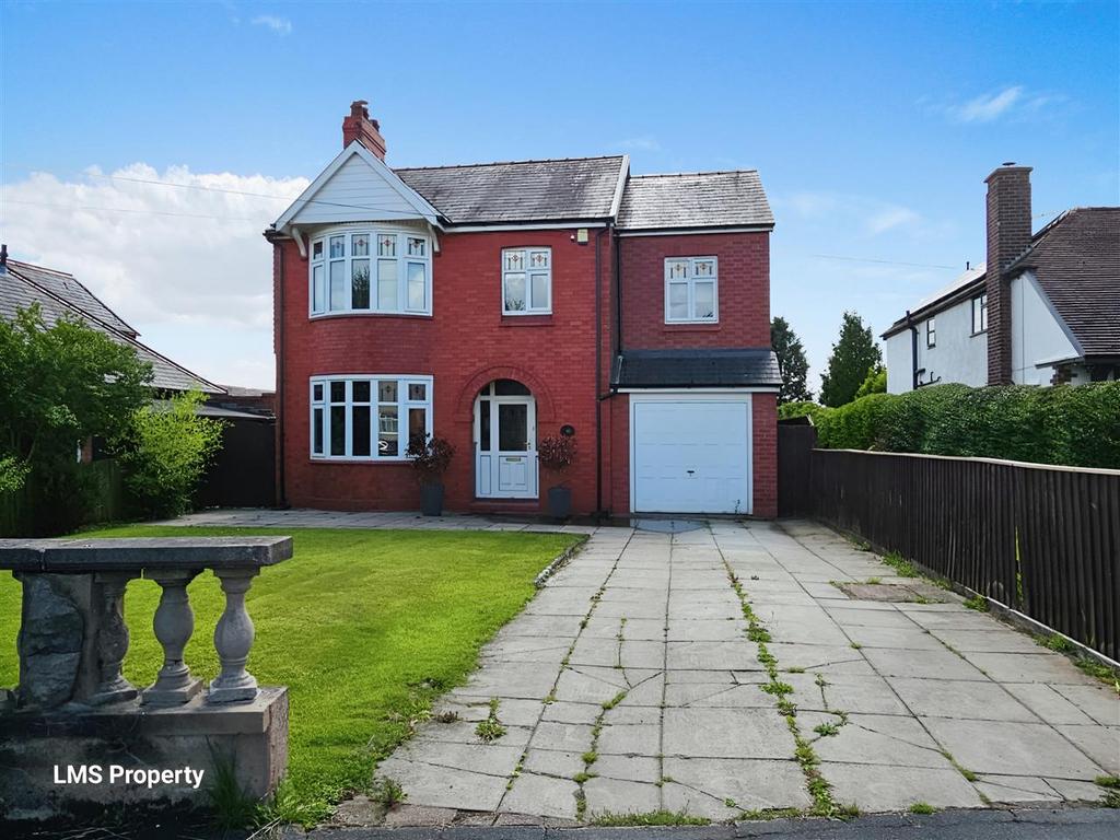 Chester Road, Winsford 4 bed detached house for sale £475,000