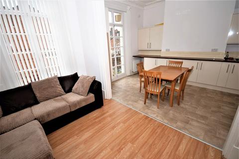 2 bedroom apartment to rent - 53, Grove Street, Leamington Spa, CV32